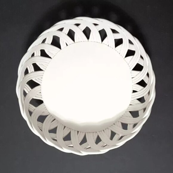 NEW RARE Pottery Barn Large Ceramic Weave Serving Bowl 13.75" diam, 3.5" h - Picture 4 of 6